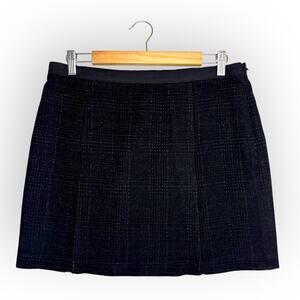 Vince Women's Tweed Mini Skirt Size 6 Black Wool Blend Textured Preppy